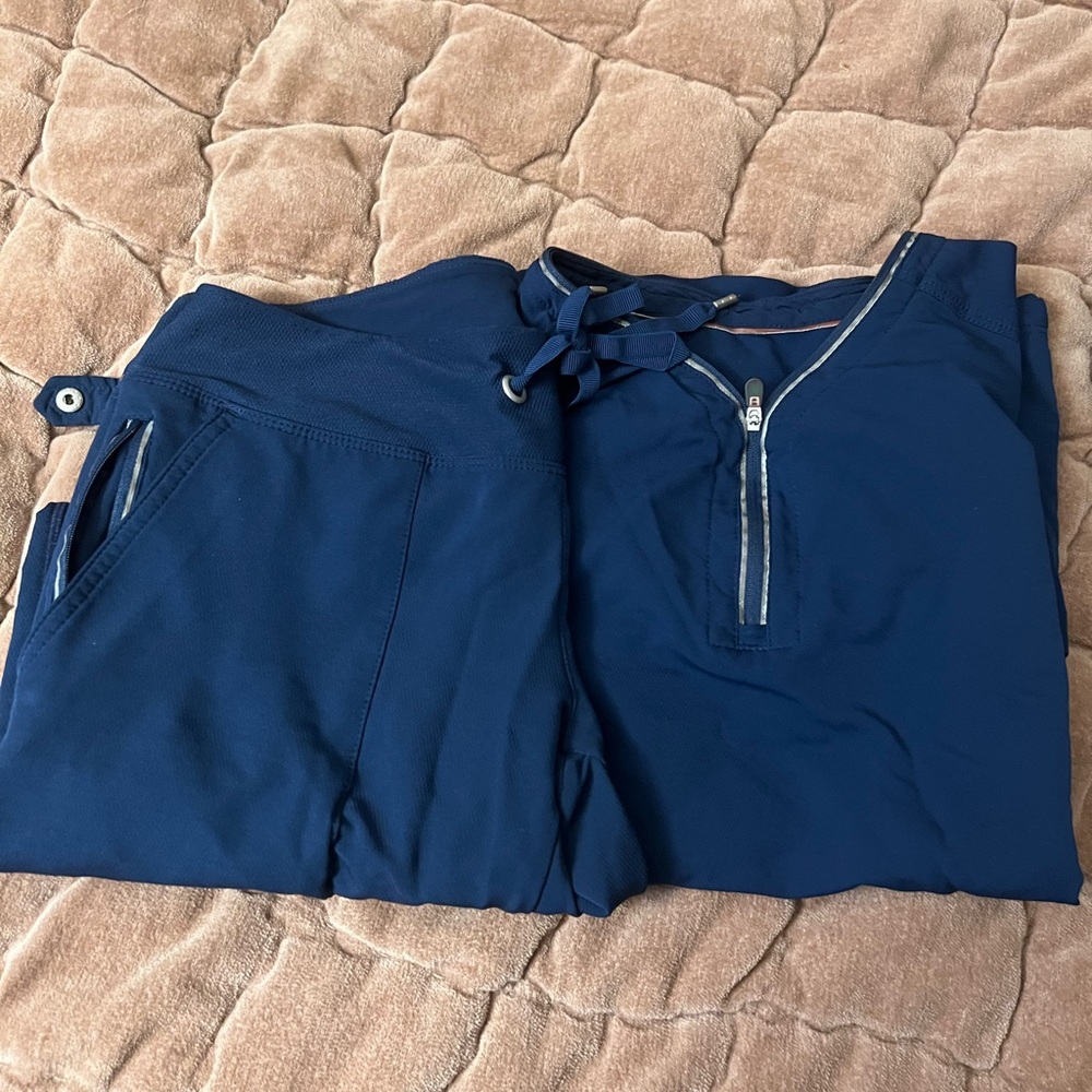 Healing Hands Navy Blue Scrub Set